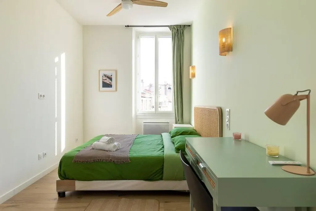 Appartement Super T2 Proche Du Cours Julien à Marseille 0*,  France